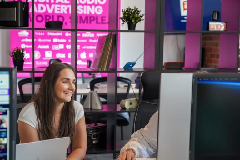 audioadpro-office